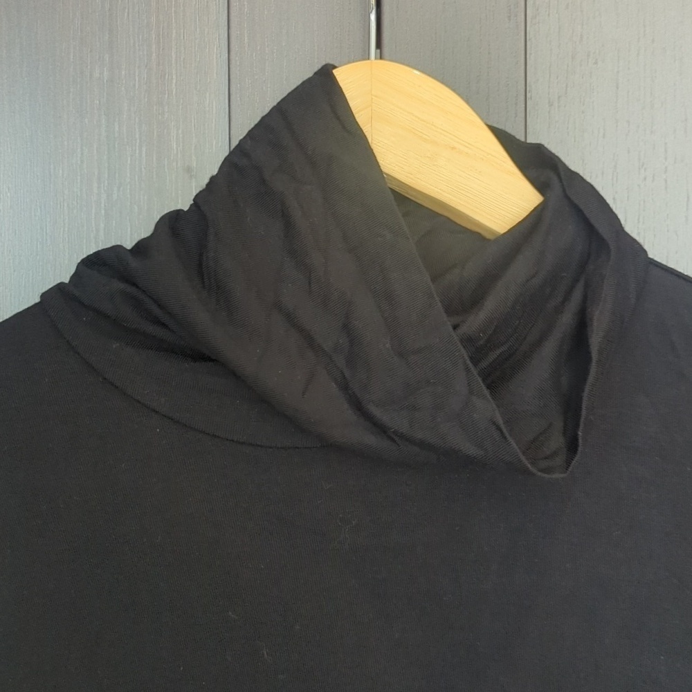 Dex Black Ruched Stretch Long Sleeve Top - Size M NWT - Picture 3 of 8